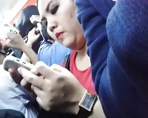 Encoxada indonesia la chica en el tren, ella es como mi polla www porno gratis